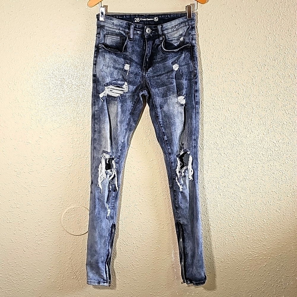 Crysp Denim Distressed Jeans.